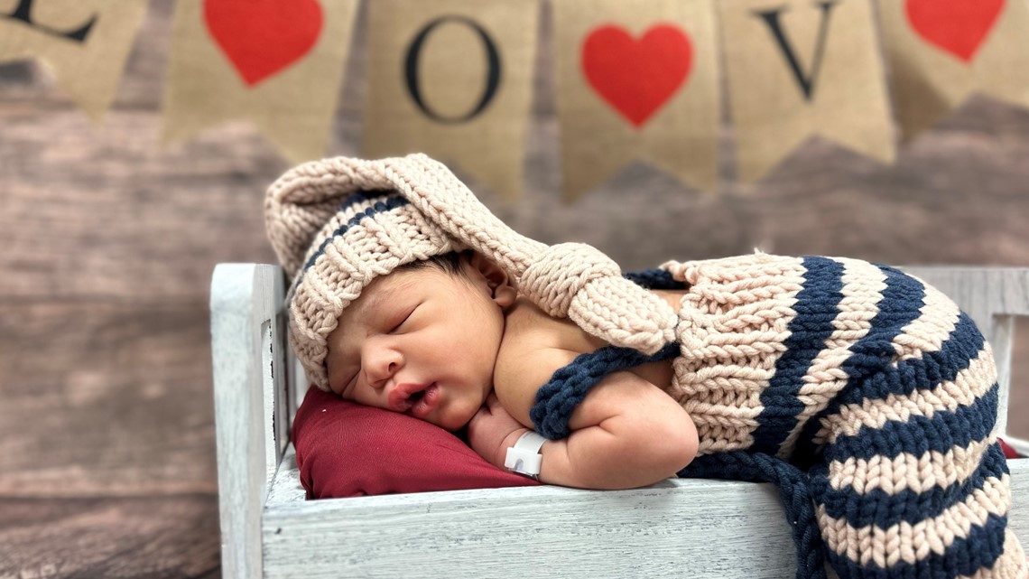 Who crochets the hats for NICU newborns at Saint Francis Hospital - Vimarsana News