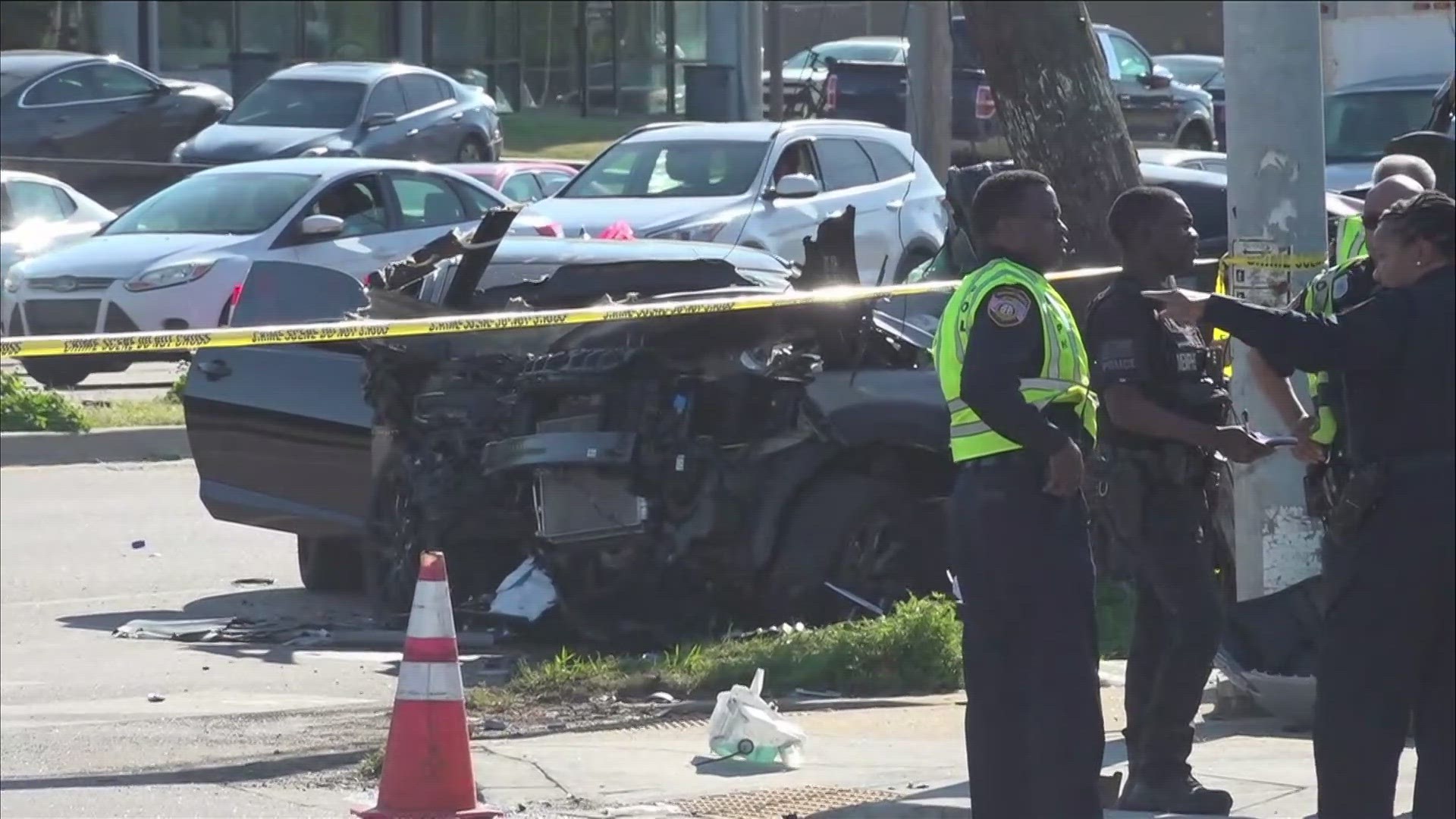 Memphis police and fire are asking drivers to avoid the area while the crash is investigated and cleared.