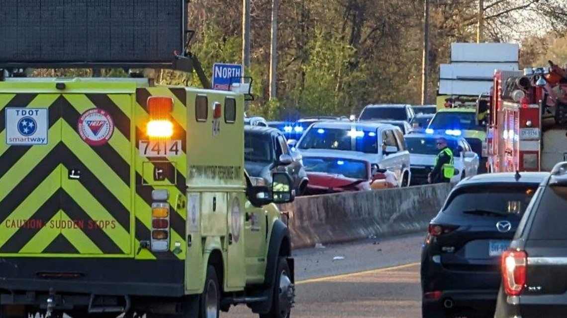 2 injured after car chase in Arkansas ends in Memphis crash ...