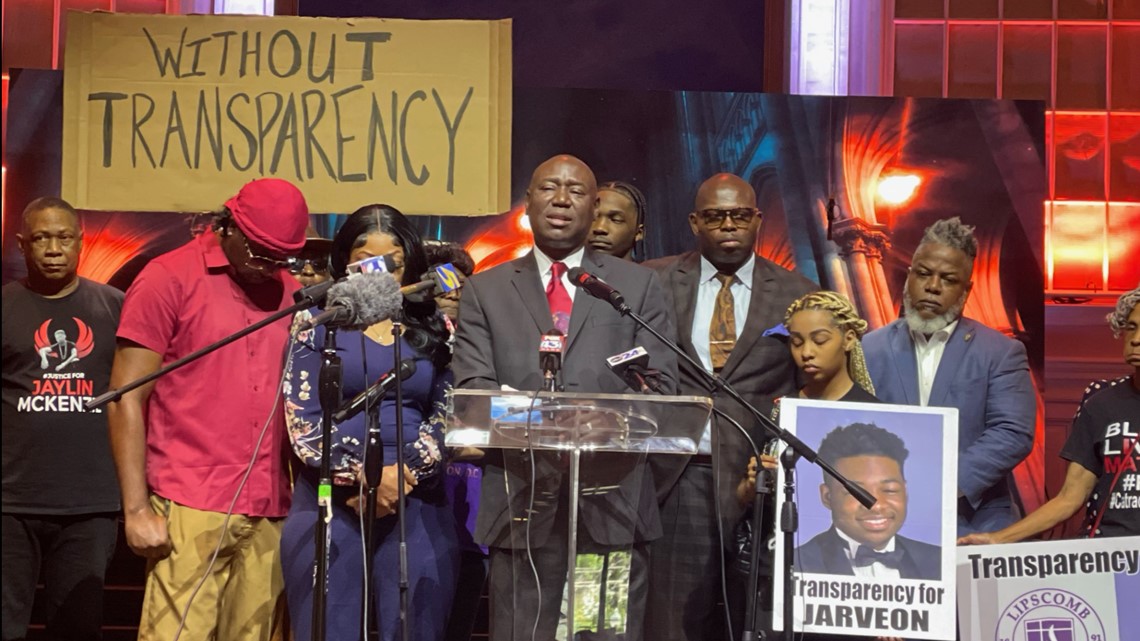 Attorney Ben Crump Holds Press Conference With The Family Of Jarveon ...