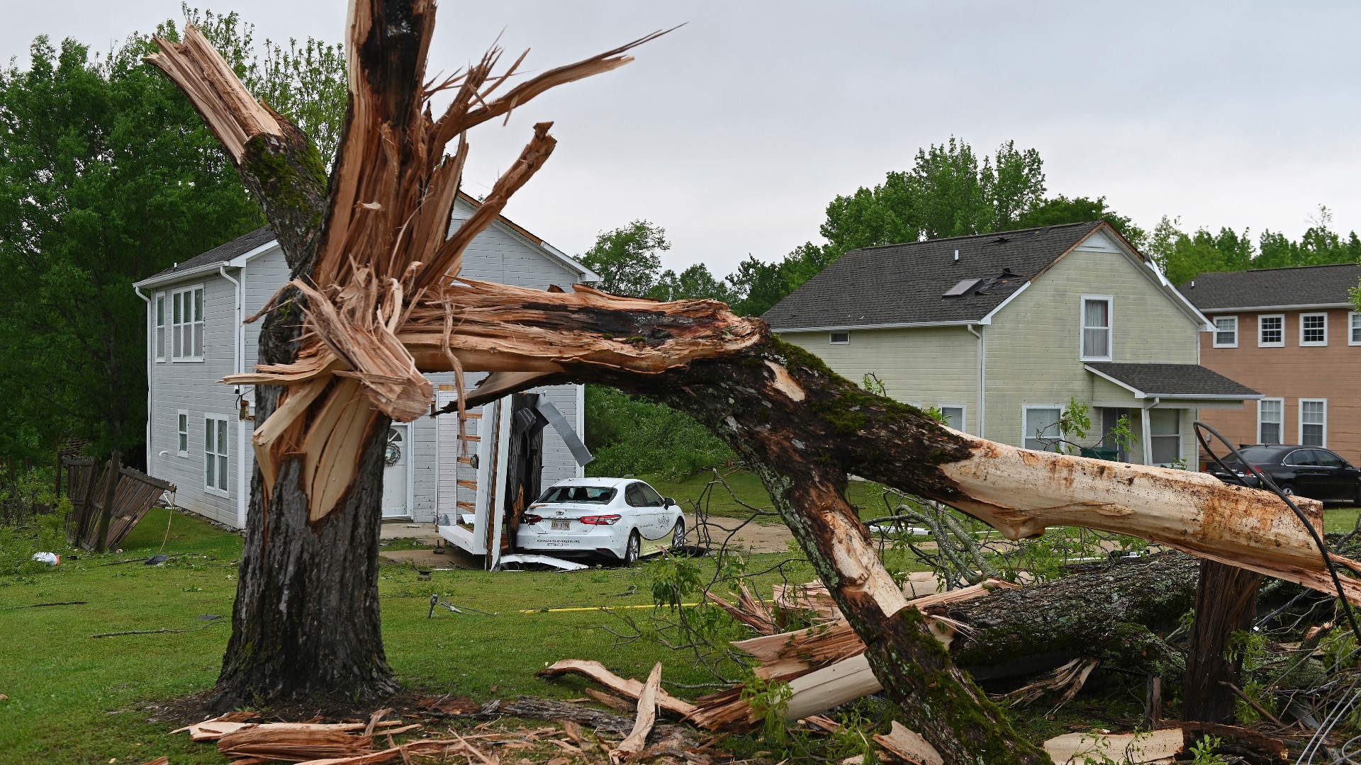 Tornadoes cause damage in parts of Mississippi | localmemphis.com