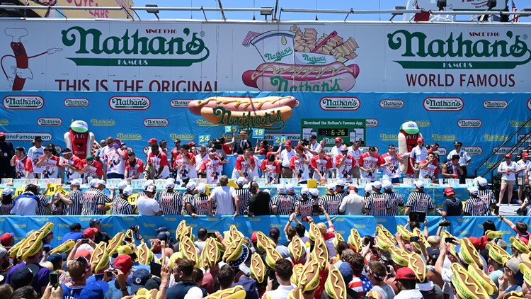 Memphis man to compete in Nathan's Fourth of July hot dog eating contest