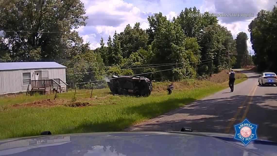 4-month-old baby ejected from car after police chase in Arkansas