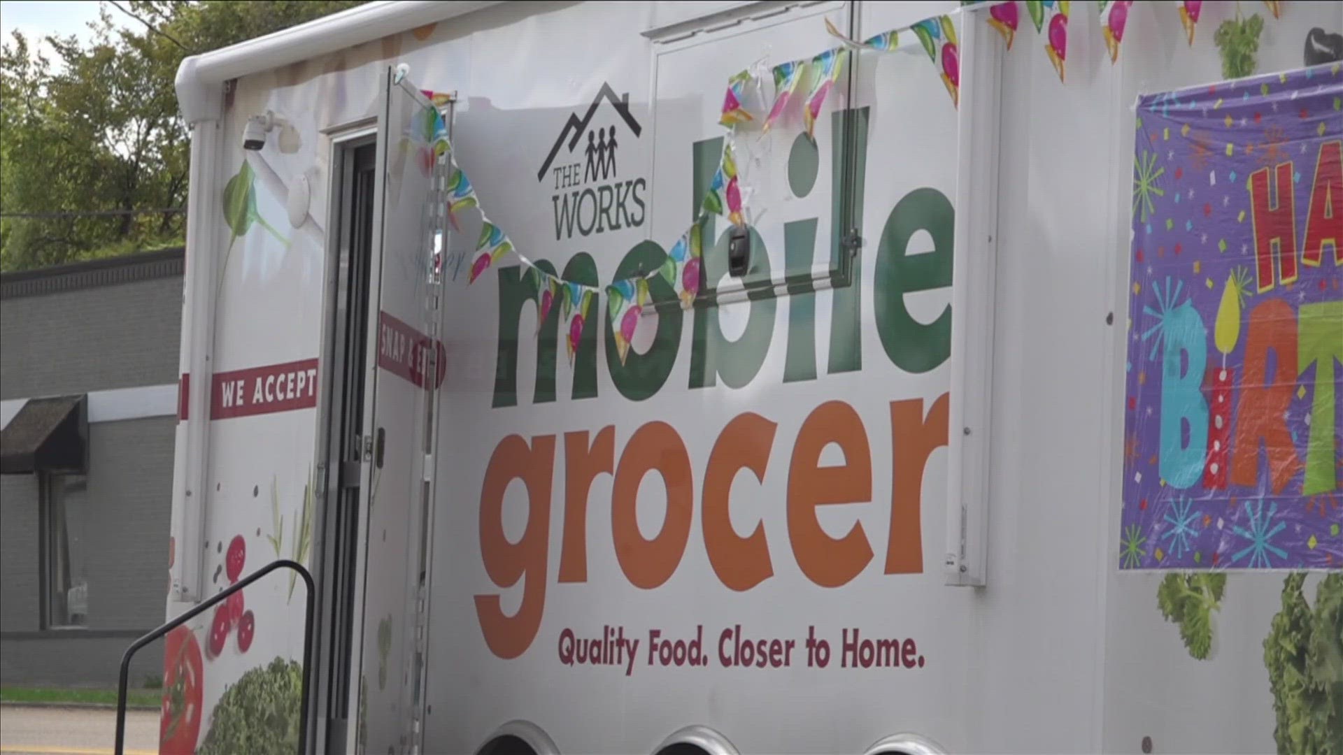 In just one year, the Works Mobile Grocer has helped feed thousands of families, traveling to about 10 different North Memphis neighborhoods each week.