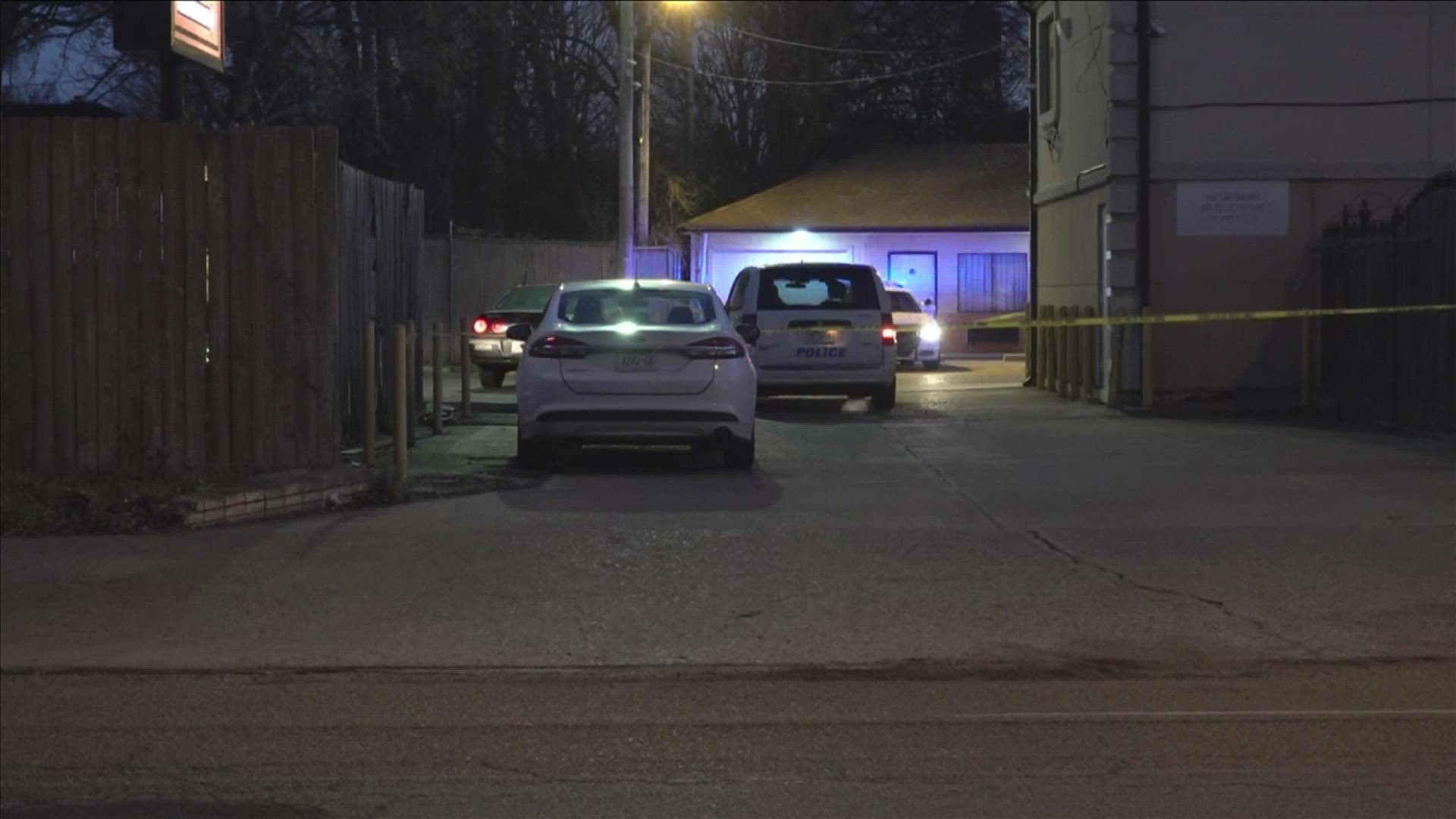 Officers were called to a shooting just after5:30 a.m. Thursday in the 1100 block of S. Parkway East, not far from S. Bellevue Blvd.
