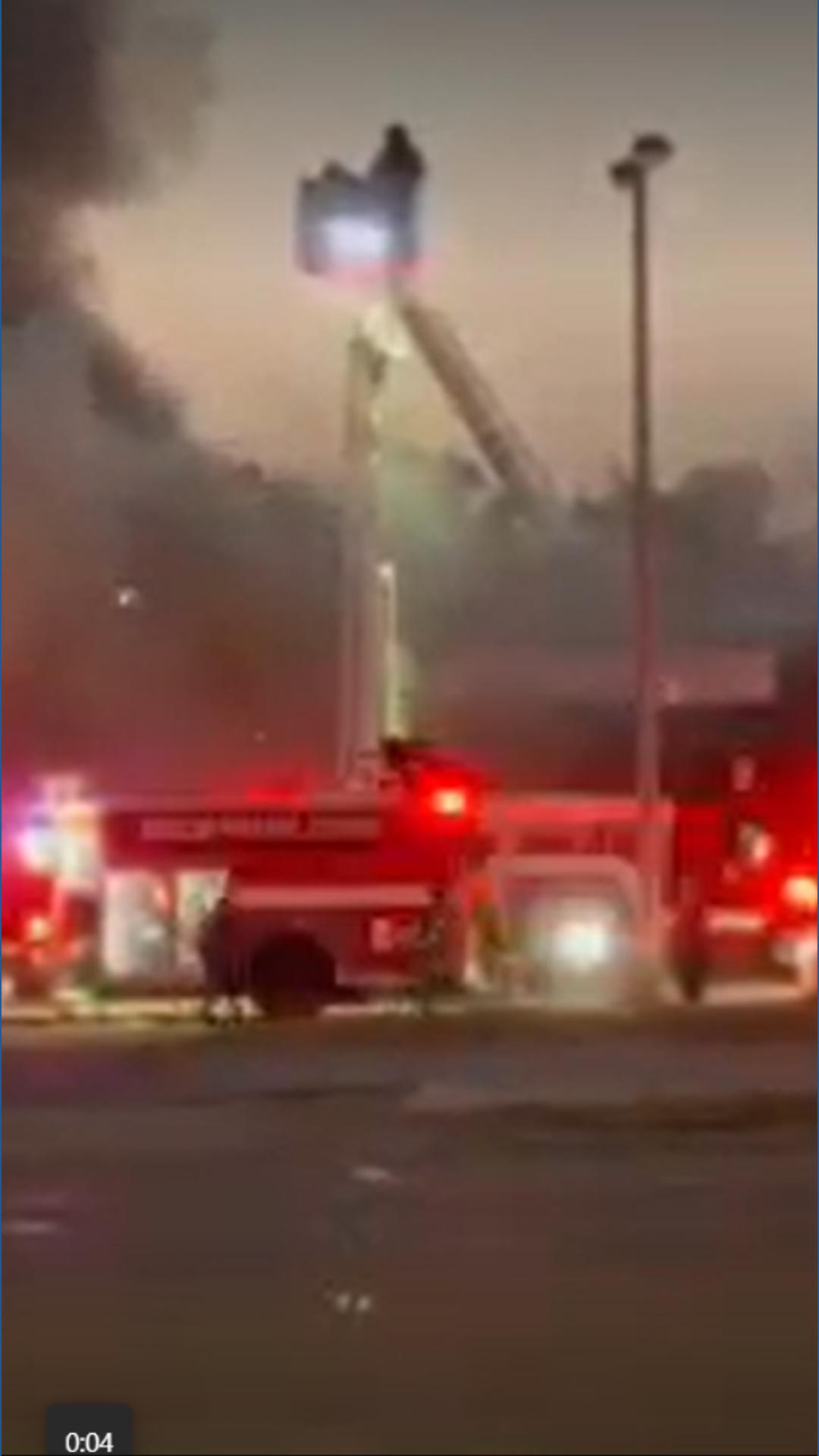 Memphis firefighters battling strip mall fire on Crump Blvd ...
