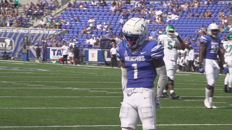Defense leads the way in Memphis' 44-34 win over North Texas
