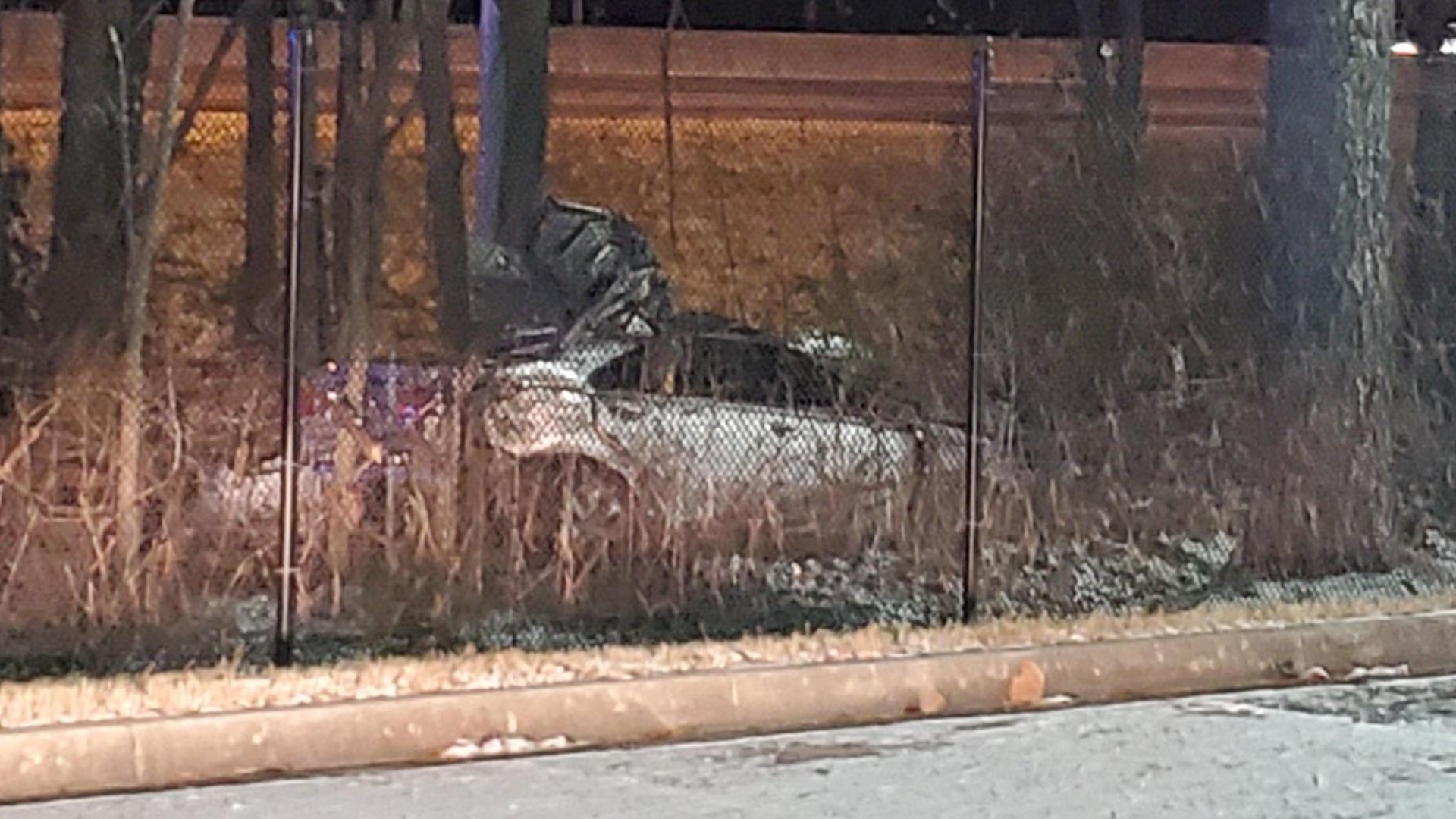 MPD: One person died in single car crash in northeast Memphis ...