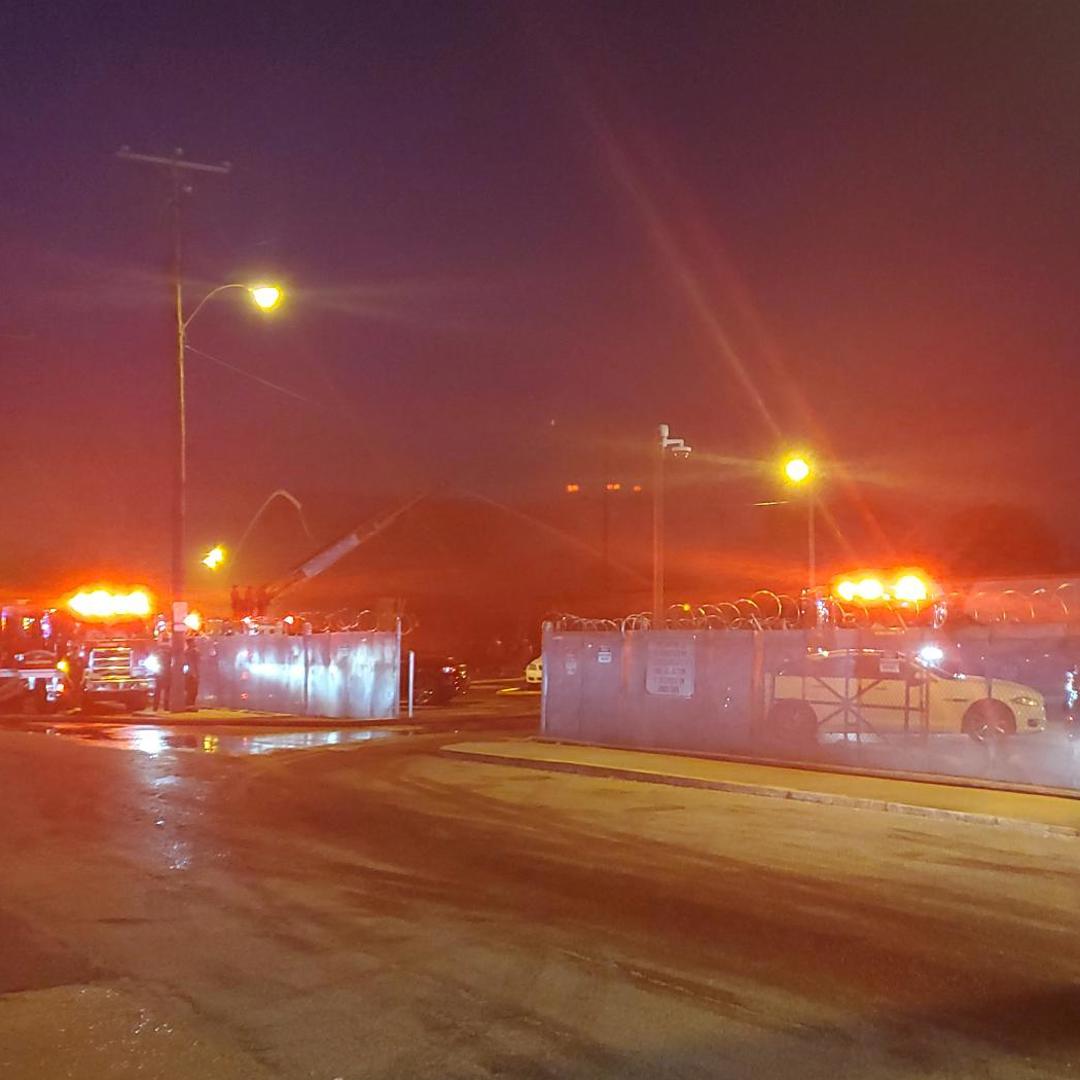 Heavy fire breaks out at South Memphis recycling center | localmemphis.com