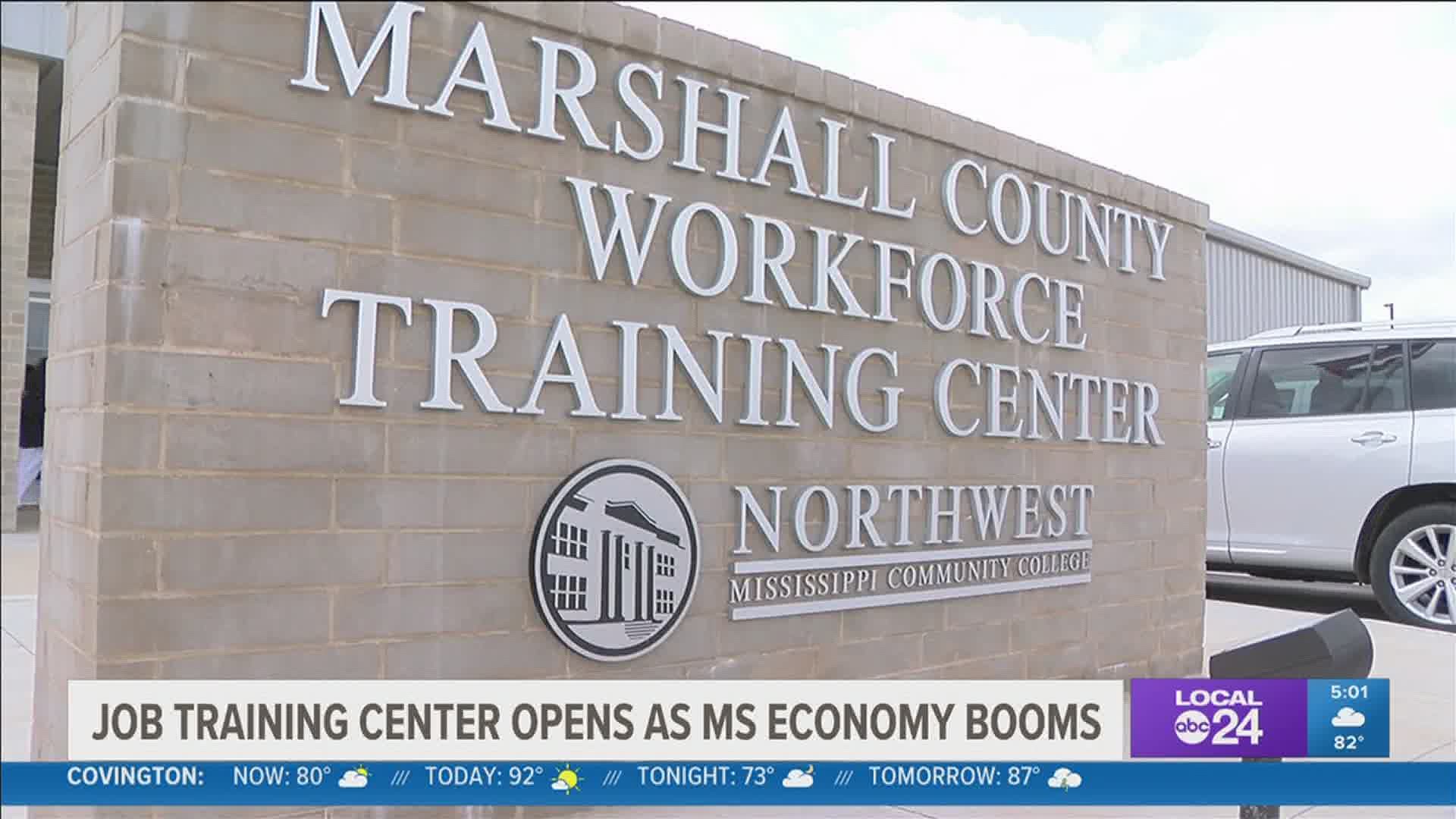 Northwest Mississippi Community College students are getting a variety of vocational training opportunities as hundreds of jobs come online in Byhalia, MS area.