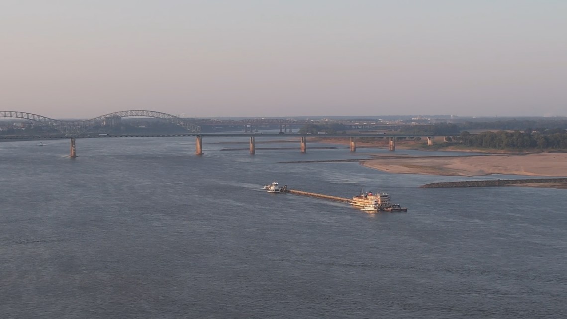 Low Mississippi river levels affecting commerce - Vimarsana News