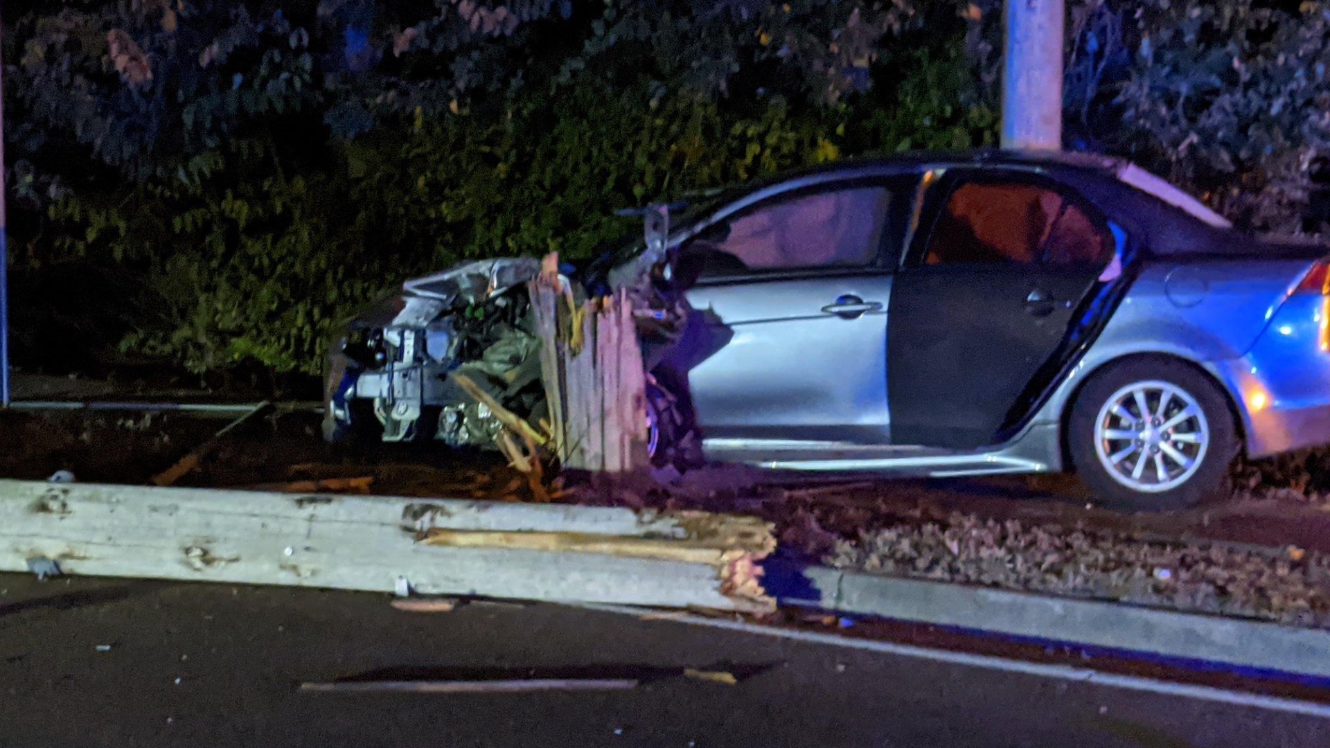 Vehicle struck a pole in multi-vehicle accident | localmemphis.com