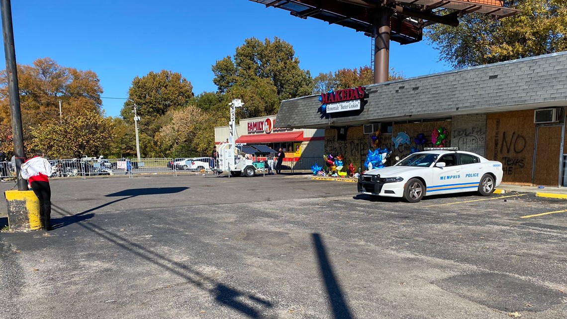 Community rallies to support store where Young Dolph was killed - Vimarsana News