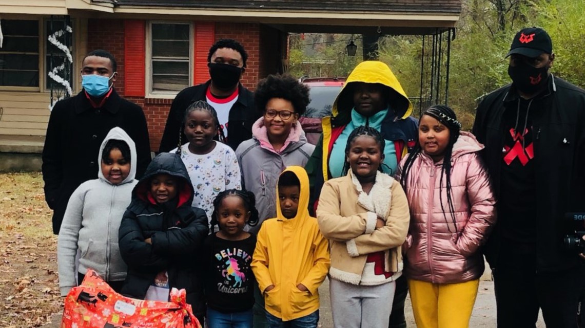 Santa gets help from Heal the Hood Foundation - Vimarsana News
