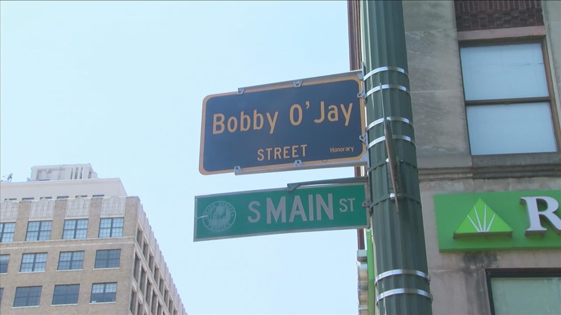 On Saturday, Former host of WDIA Bobby O'Jay was officially honored on Union Avenue and November 6th Street. Chairwoman Jamita Swearengen spoke at the unveiling.