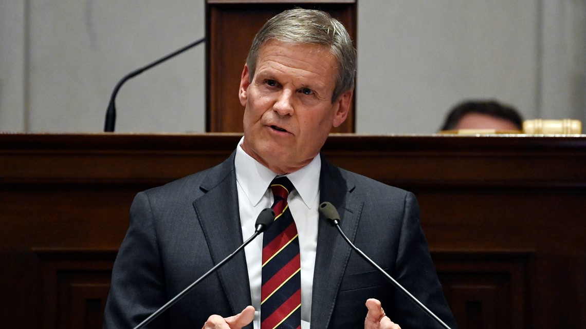 Gov. Lee responds to old photo appearing to show him in drag - Vimarsana News