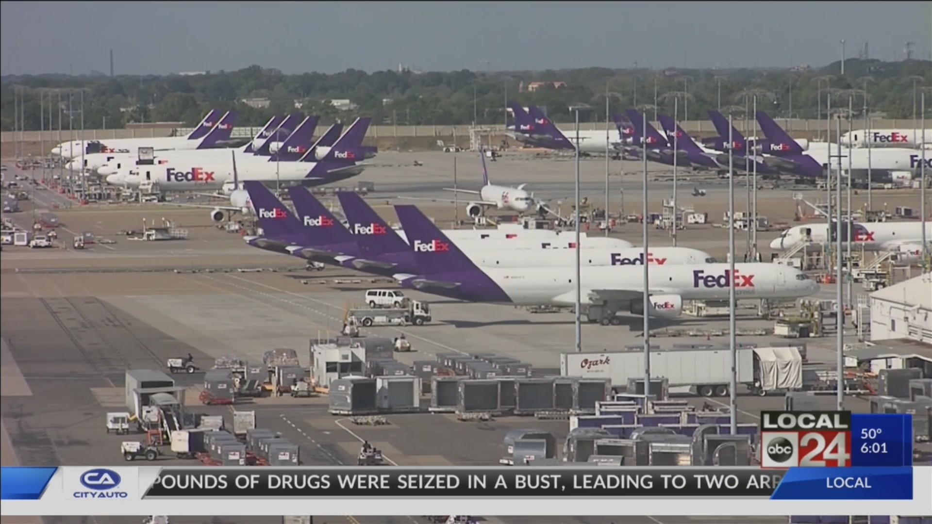 FedEx CEO Fred Smith disputes New York Times report on company investments