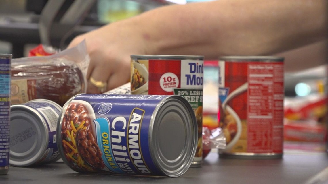 As weather in Memphis gets colder, residents stock up on food - Vimarsana News