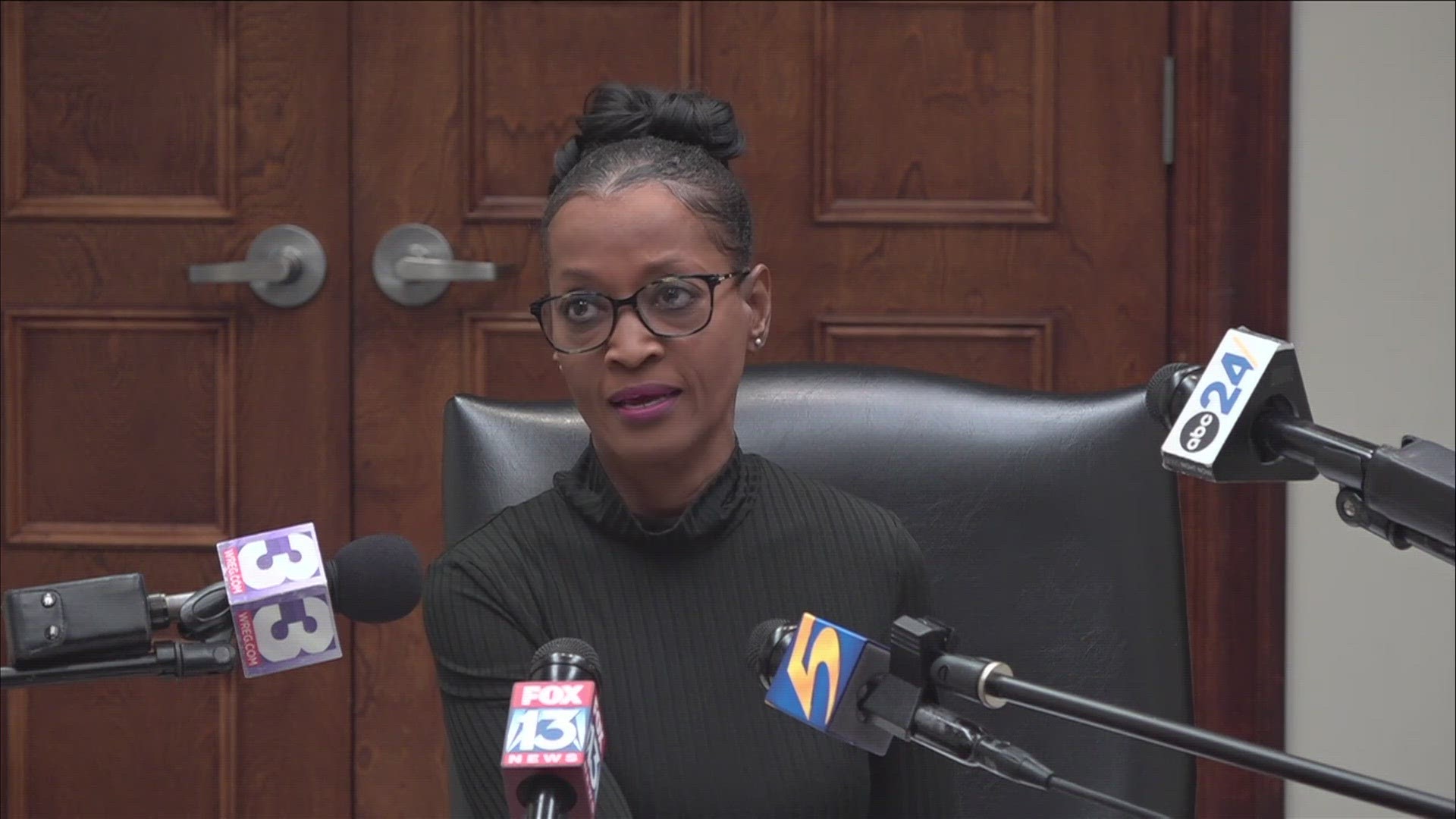 Clerk Wanda Halbert speaks to the media about "facilities, other important matters regarding the Shelby County Clerk services and team."