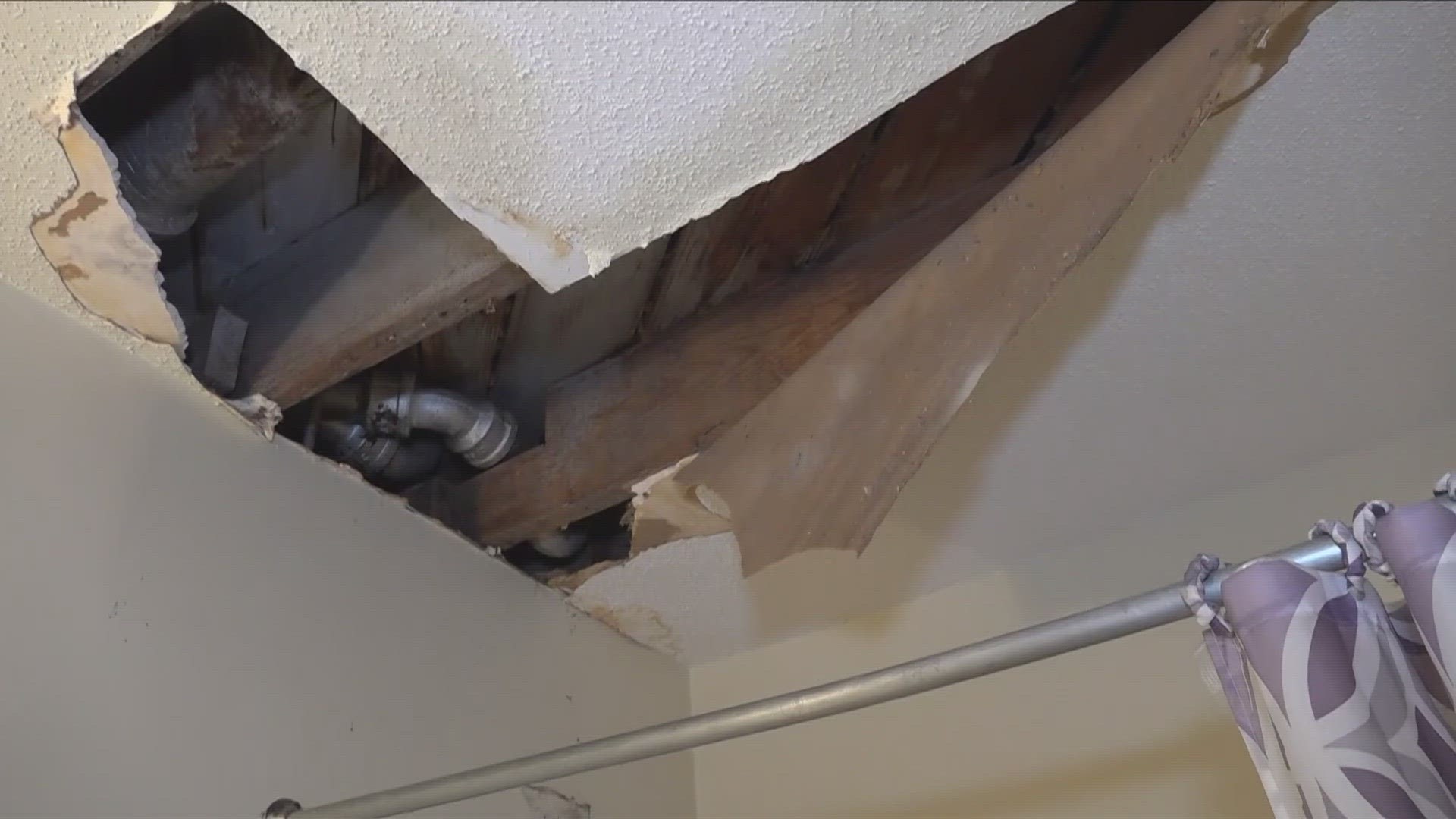 South Memphis Apartment Has Caved In