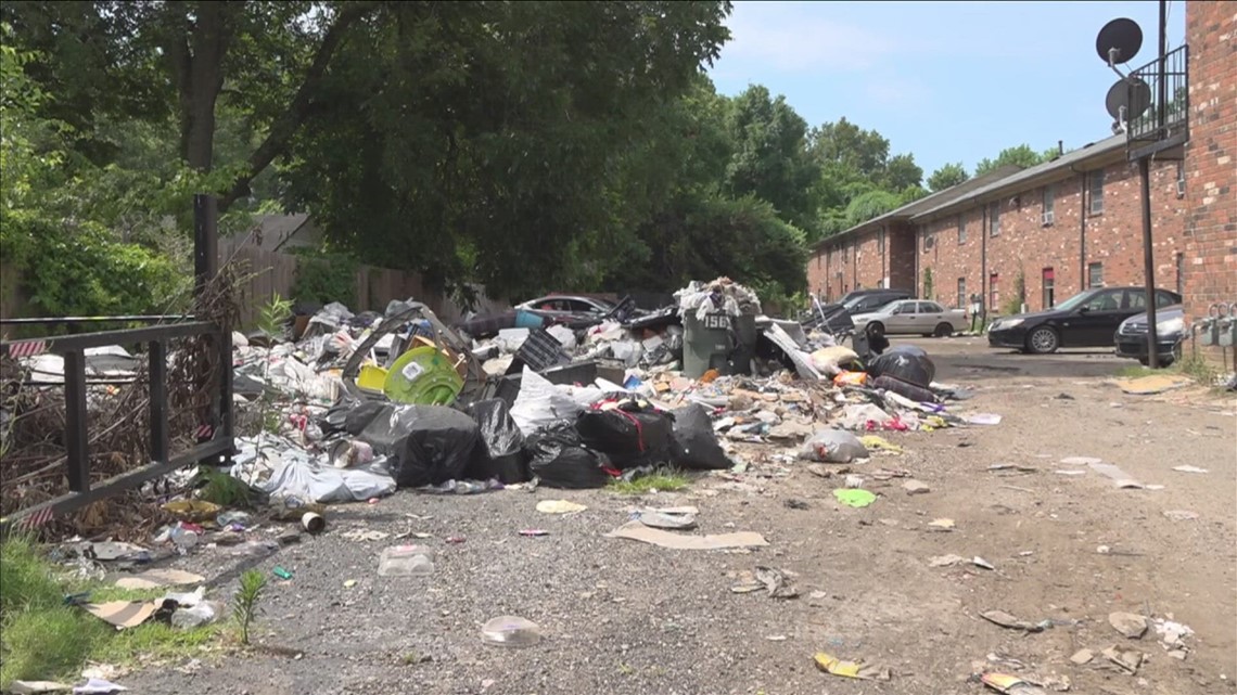 City of Memphis removes trash from The Willows Apartments after finding