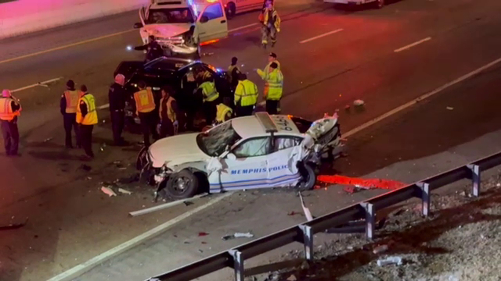 Memphis Police cruiser and officers hit by car while investigating ...
