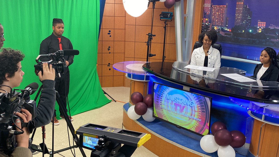 east-high-school-in-memphis-unveils-new-tv-studio-localmemphis