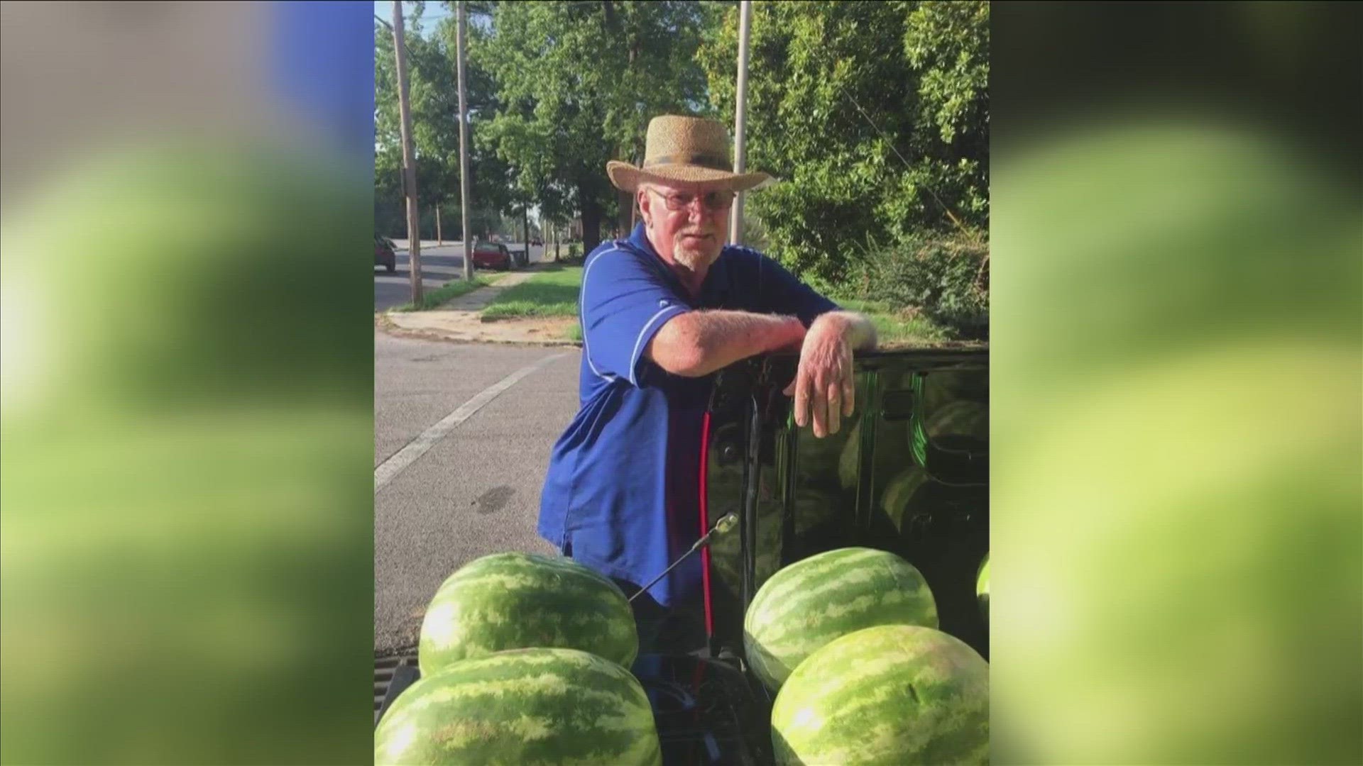 Someone left a watermelon on their doorstep overnight. Nobody lives in that  house. : r/mildlyinteresting