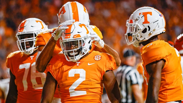 Tennessee Football defeats Bowling Green, 38-6 in season opener