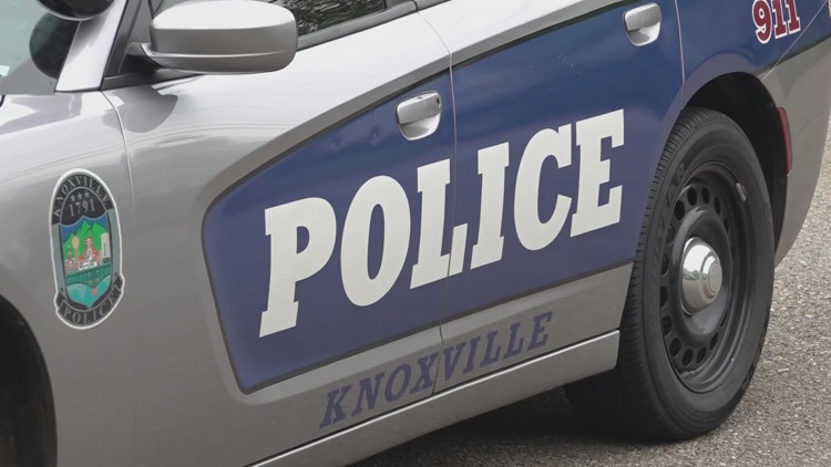 KPD: Man wanted on carjacking, aggravated robbery charges taken into custody