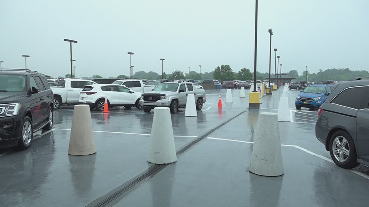 No threat found in McGhee Tyson Airport parking garage