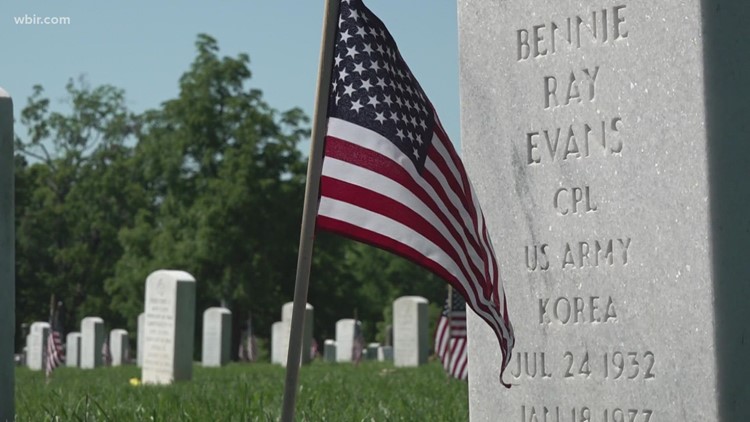 Knoxville community honors veterans who passed away in the service Knoxville community honors veterans who passed away in the service