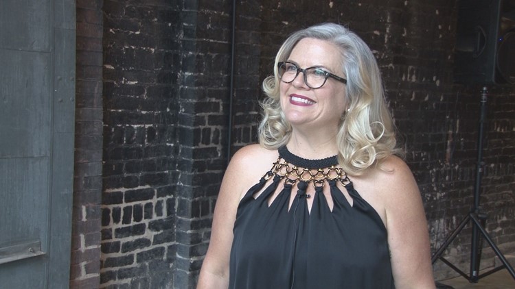 Queen of Comedy | UT alumna stars in new show on Peacock