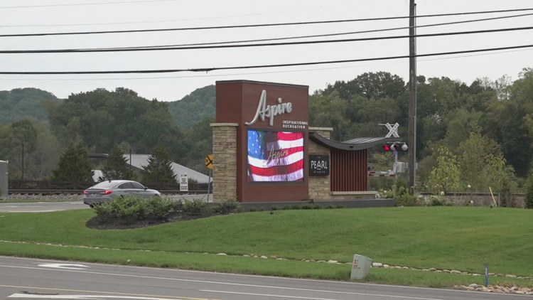 Lack of crosswalks by Aspire Park in Clinton causes concern for some community members Lack of crosswalks by Aspire Park in Clinton causes concern for some community members