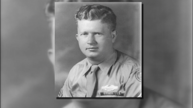 Tennessee lawmakers push to award gold medal for Knoxville soldier who stood up to Nazis Tennessee lawmakers push to award gold medal for Knoxville soldier who stood up to Nazis