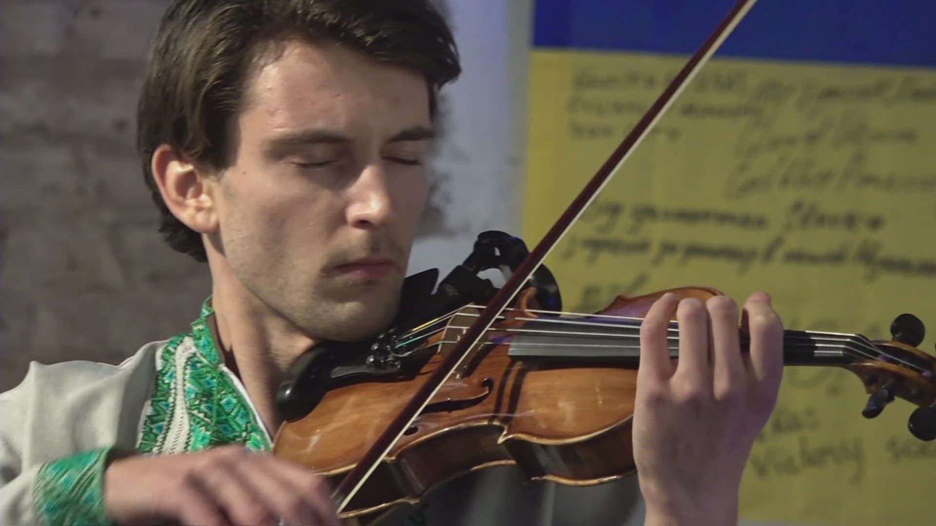 From Ukraine to Knoxville UT violinist who fled war will soon cross