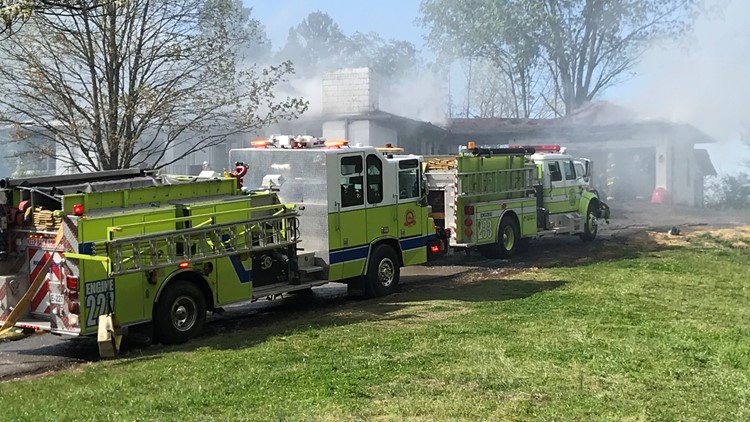 Rural Metro firefighter injured while responding to house fire off Asheville Highway
