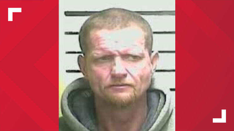 Bell County police find resting wanted man after call about body along the side of road