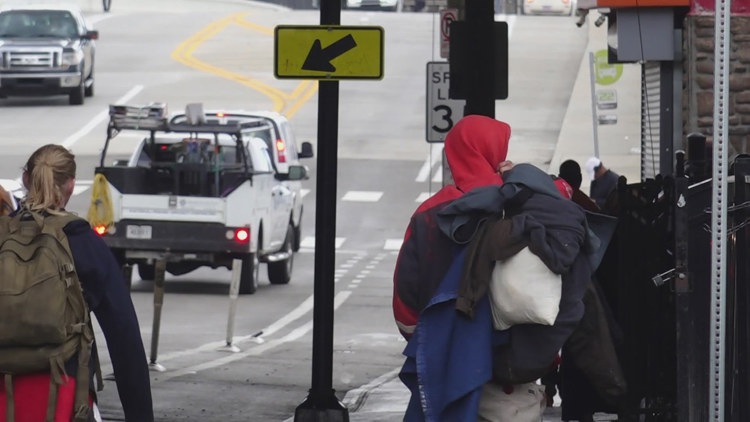 Warming centers provide critical shelter as temperatures plummet in East Tennessee