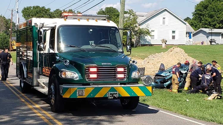 Two drivers rushed to hospital after serious head-on crash in Powell