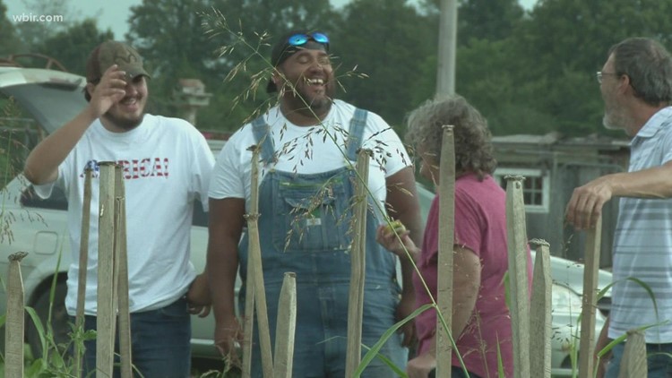 Purple Heart veteran gathers help from community to make sure no one in Campbell Co. goes without a meal Purple Heart veteran gathers help from community to make sure no one in Campbell Co. goes without a meal