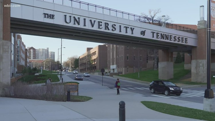 Fully-vaccinated people do not need to wear masks or socially distance on UT campus