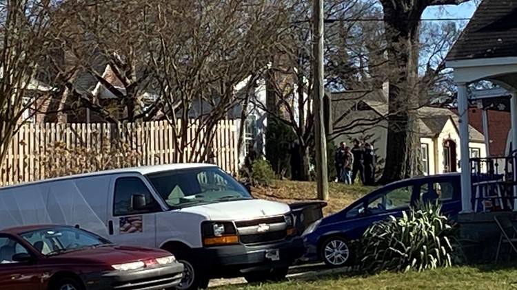 Man taken into custody after lengthy North Knoxville standoff