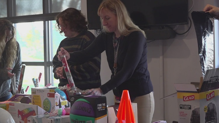 A $2,400 grant helps an East Tennessee-based organization provide hope to people with HIV