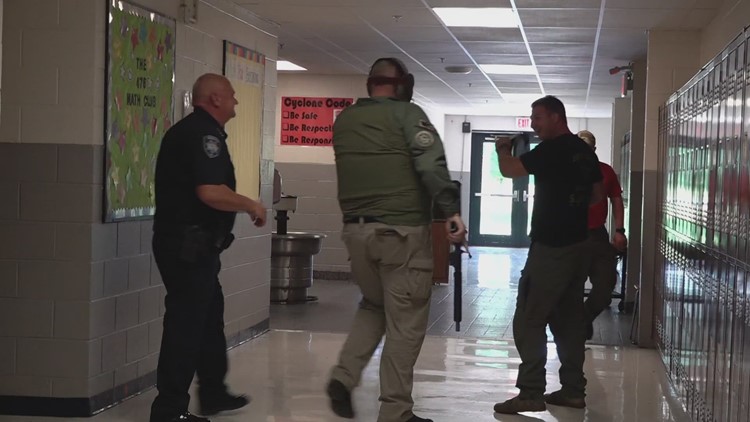 Jefferson County trains SROs with active shooter drills