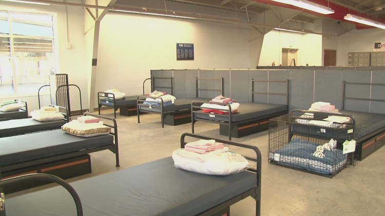 Knoxville leaders continue efforts to reduce homelessness in area