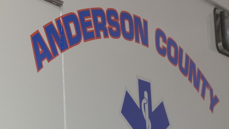 Anderson County EMS prepares for Saturday snow and dropping temperatures