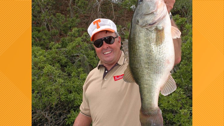 Professional fishing legend Bill Dance receives honorary doctorate from UT