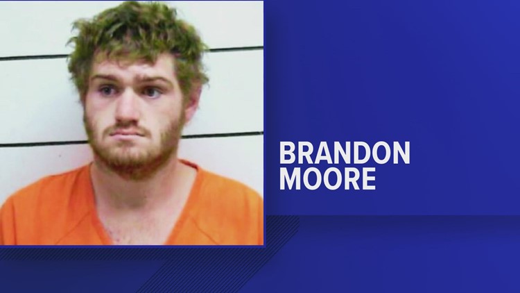 Morgan County deputies searching for man facing burglary and domestic assault charges