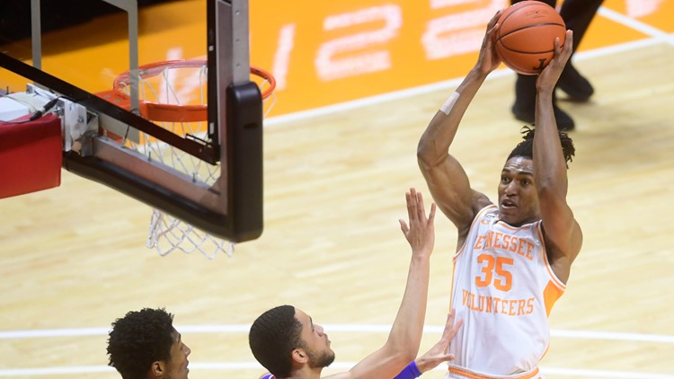 Tennessee blows out Kansas in SEC/BIG12 challenge game